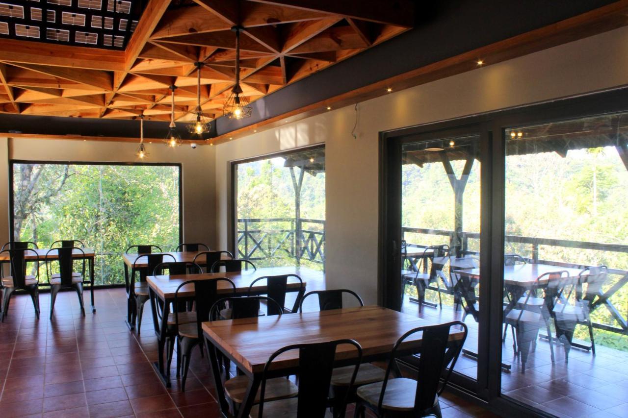 The Wild Trails Clarks Exotica , Munnar Hotel Bagian luar foto