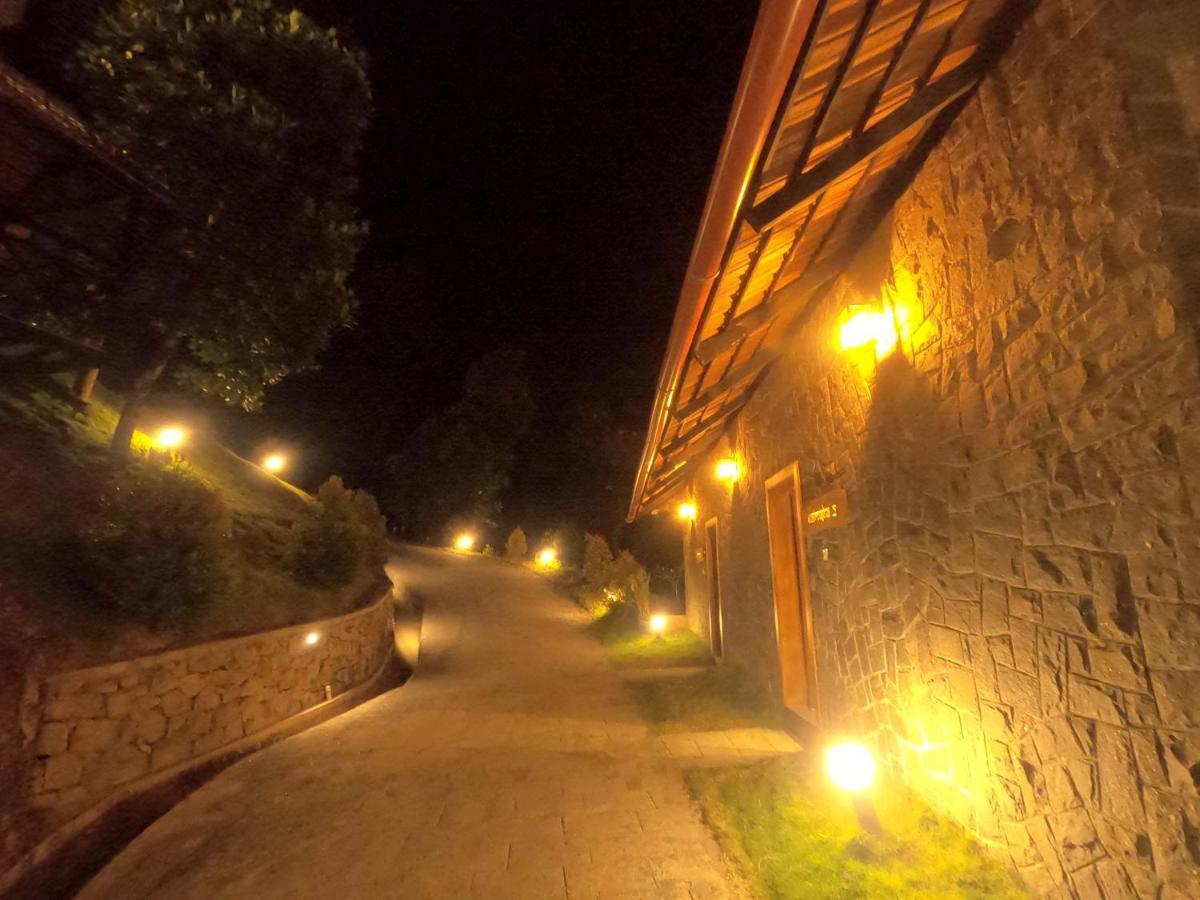 The Wild Trails Clarks Exotica , Munnar Hotel Bagian luar foto