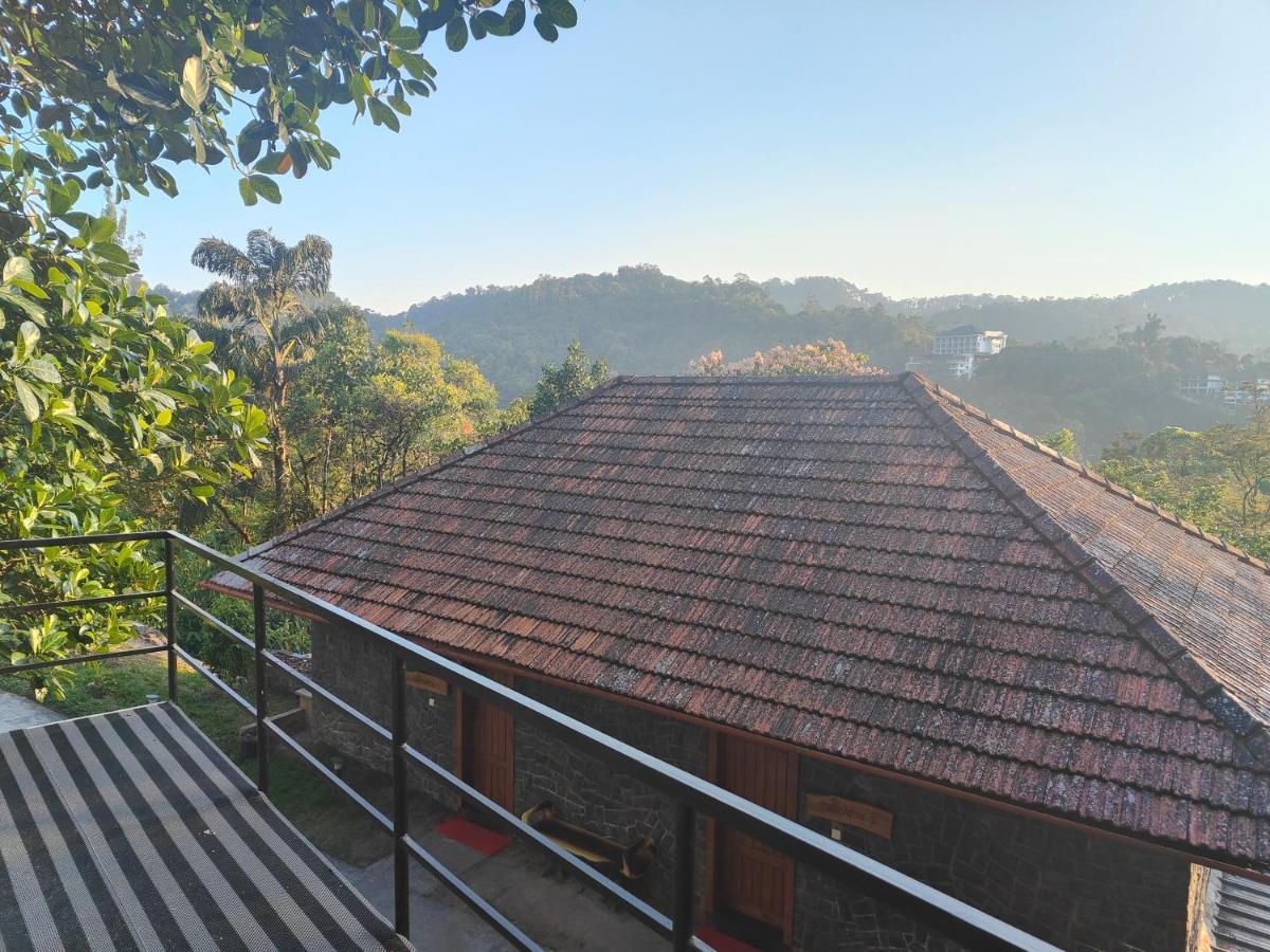 The Wild Trails Clarks Exotica , Munnar Hotel Bagian luar foto