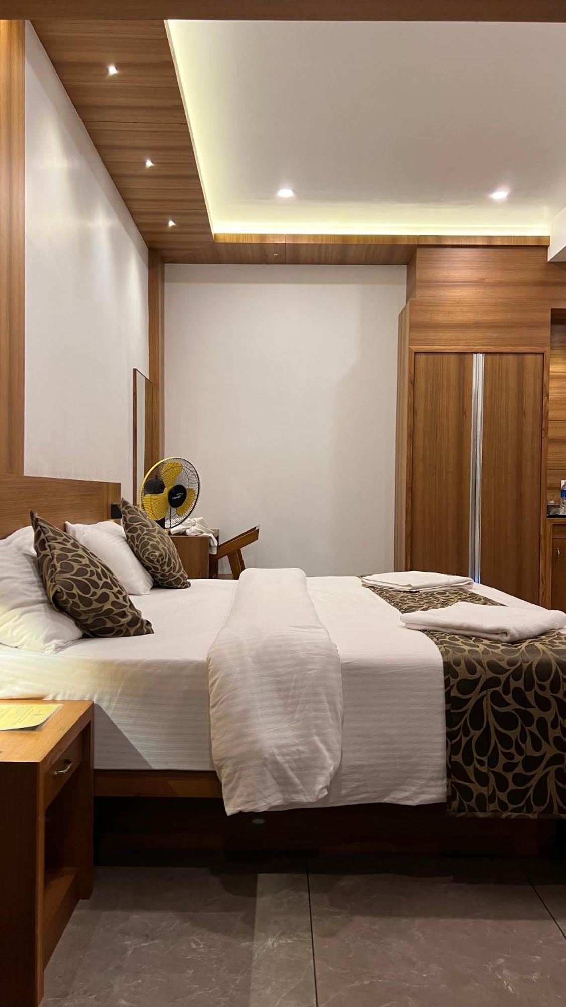 The Wild Trails Clarks Exotica , Munnar Hotel Bagian luar foto