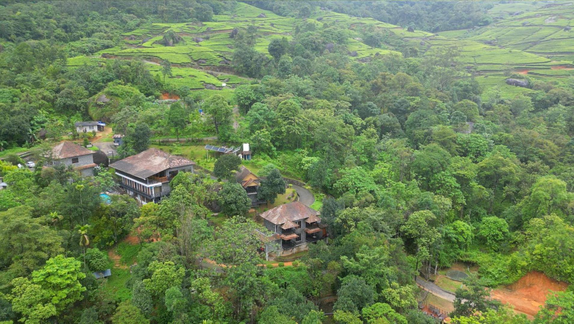 The Wild Trails Clarks Exotica , Munnar Hotel Bagian luar foto